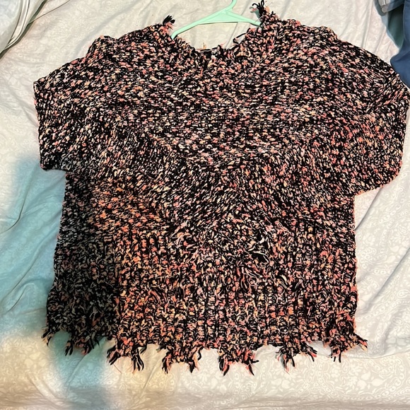 “Torn” sweater sized medium only wore a couple of times no holes. - Picture 4 of 4
